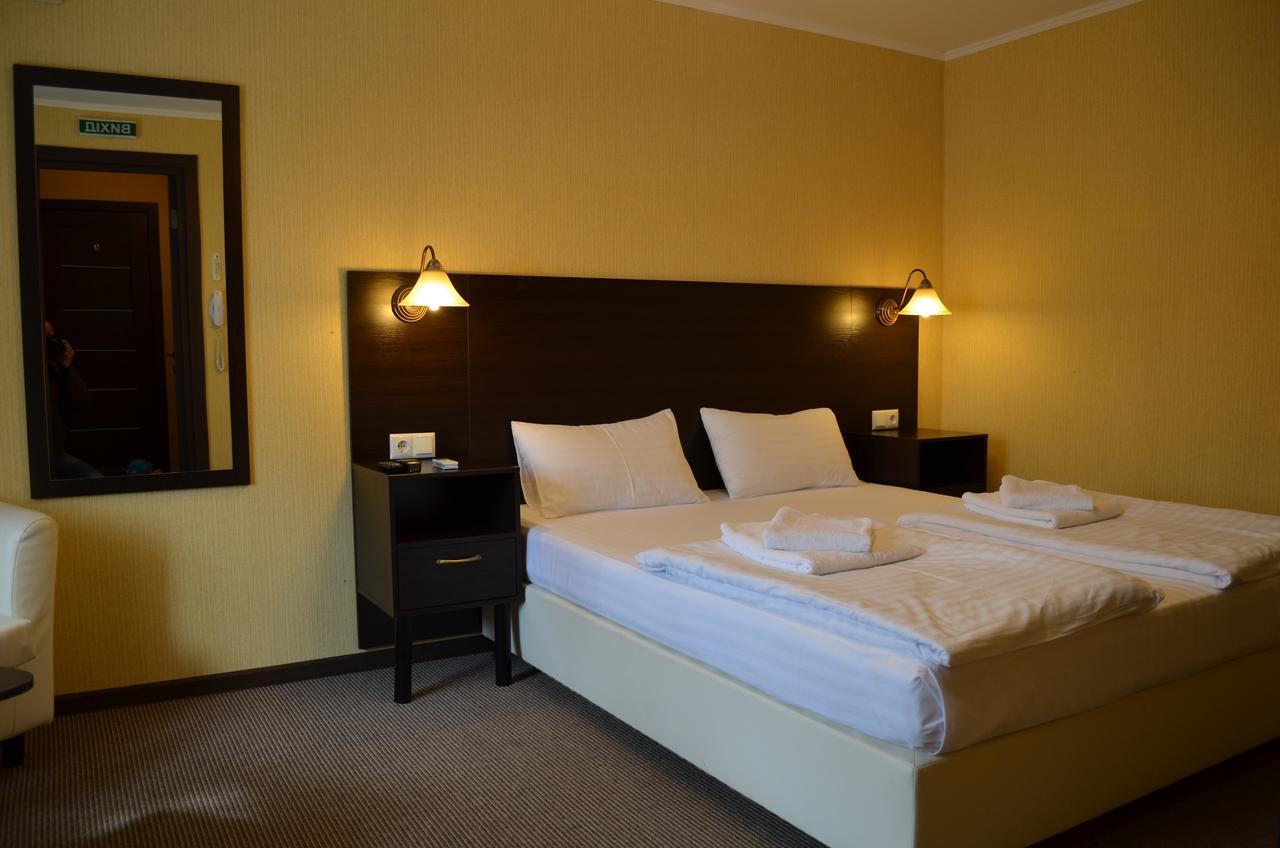 Transit Hotel Dyakovtsy Bagian luar foto